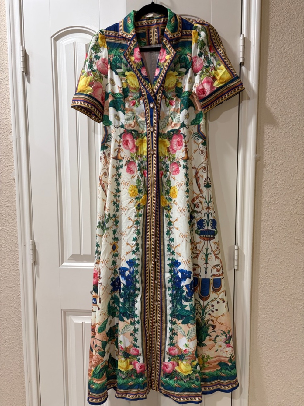 Floral Button-Front Maxi Dress - White Multi